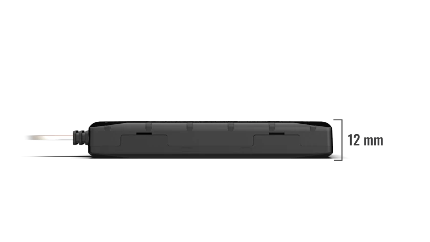 Teltonika FMC920 GPS Tracker dimensions